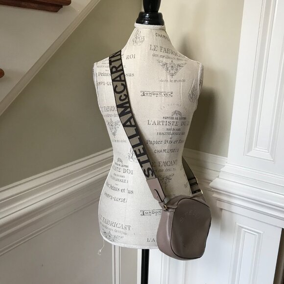 Stella McCartney Logo Camera Bag Crossbody Purse Womens Moss Taupe Vegan Leather - Picture 14 of 16